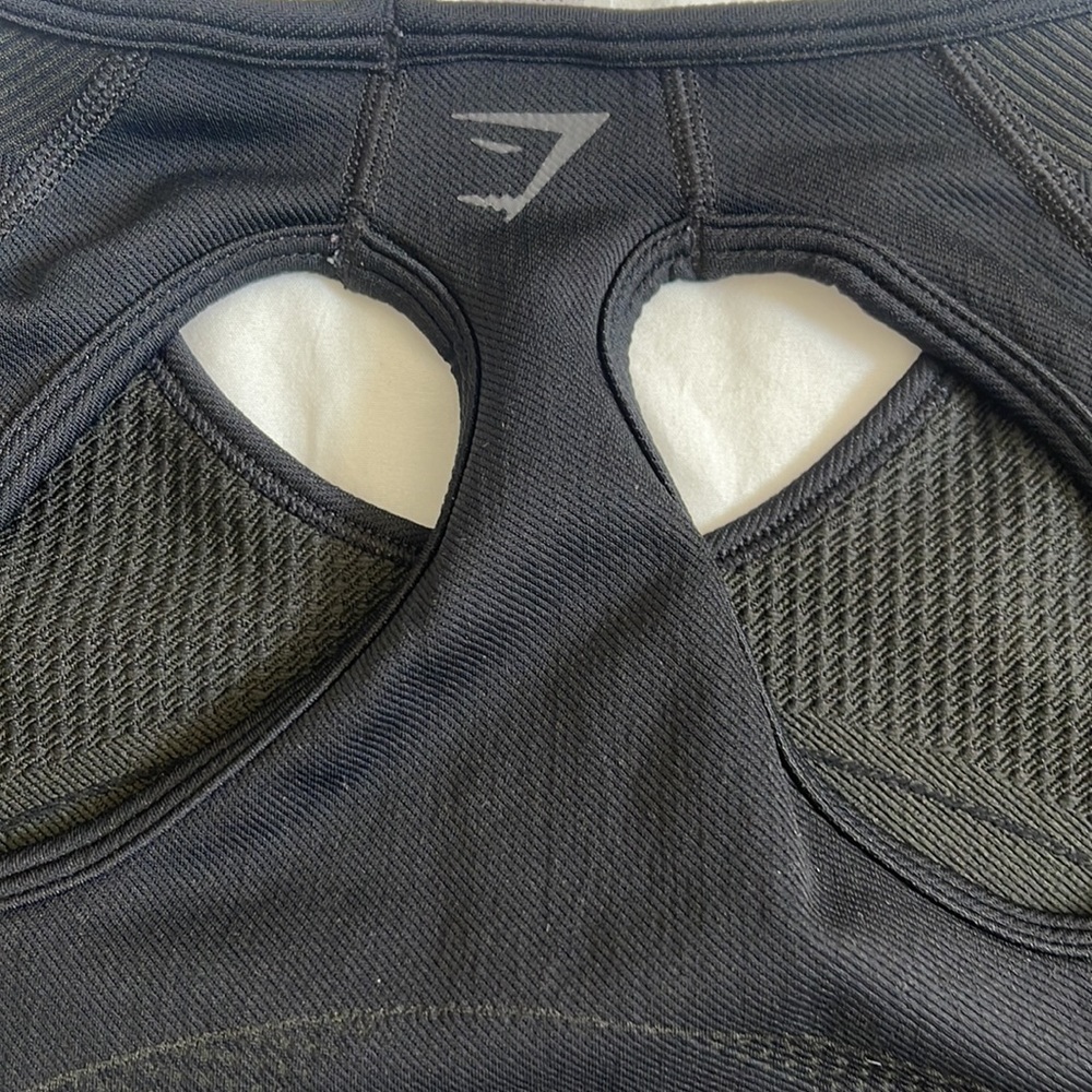 Crop top - Picture 4 of 5